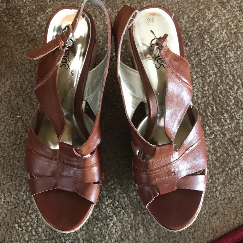 Women Carlos wedge